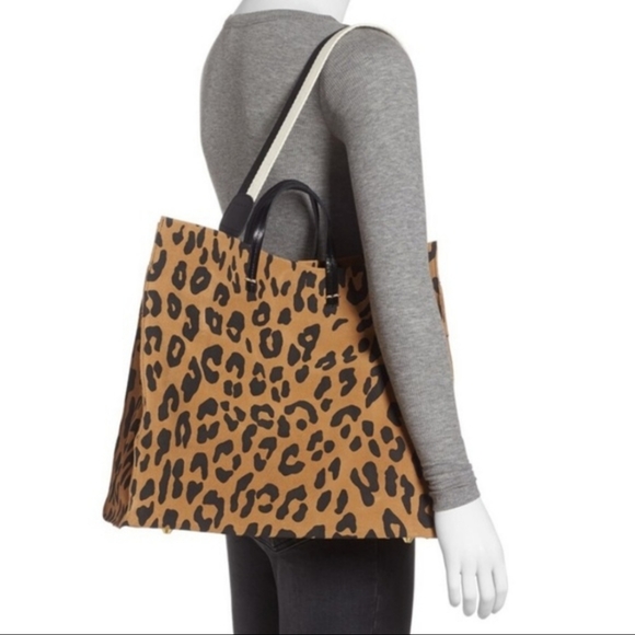 Clare V simple tote in leopard - Picture 12 of 17